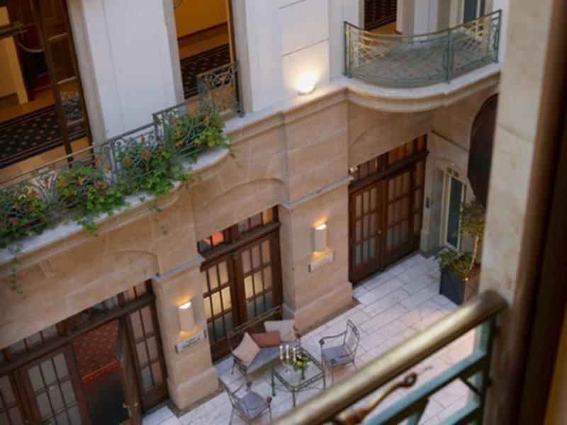 Hotel Gewandhaus Dresden, Autograph Collection
